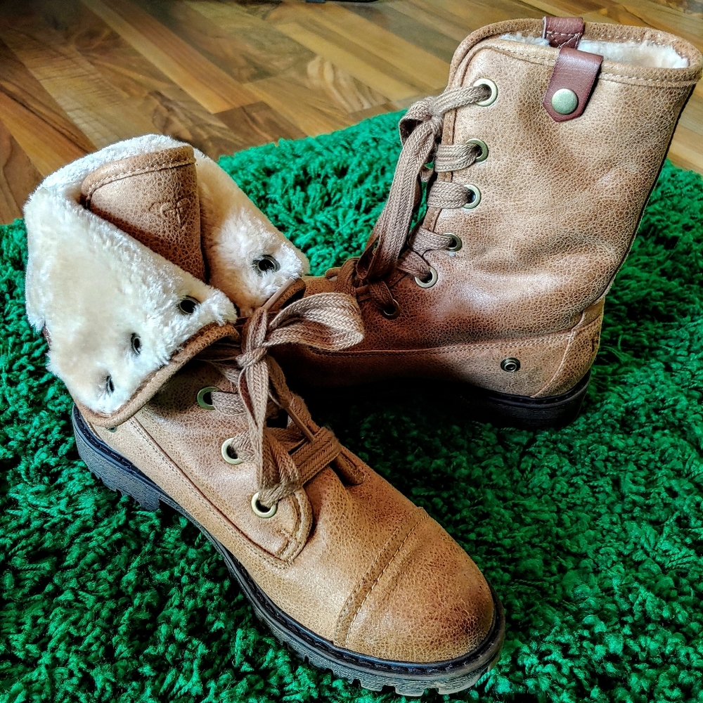 Bruna Roxy Boots